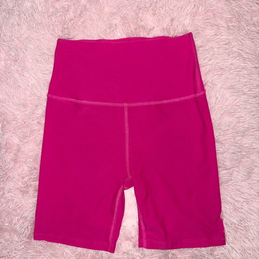 Beyond Yoga Fuchsia High-Waisted Bike Shorts